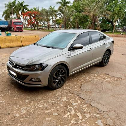 VOLKSWAGEN VIRTUS 1.0 200 TSI HIGHLINE AUTOMÁTICO
